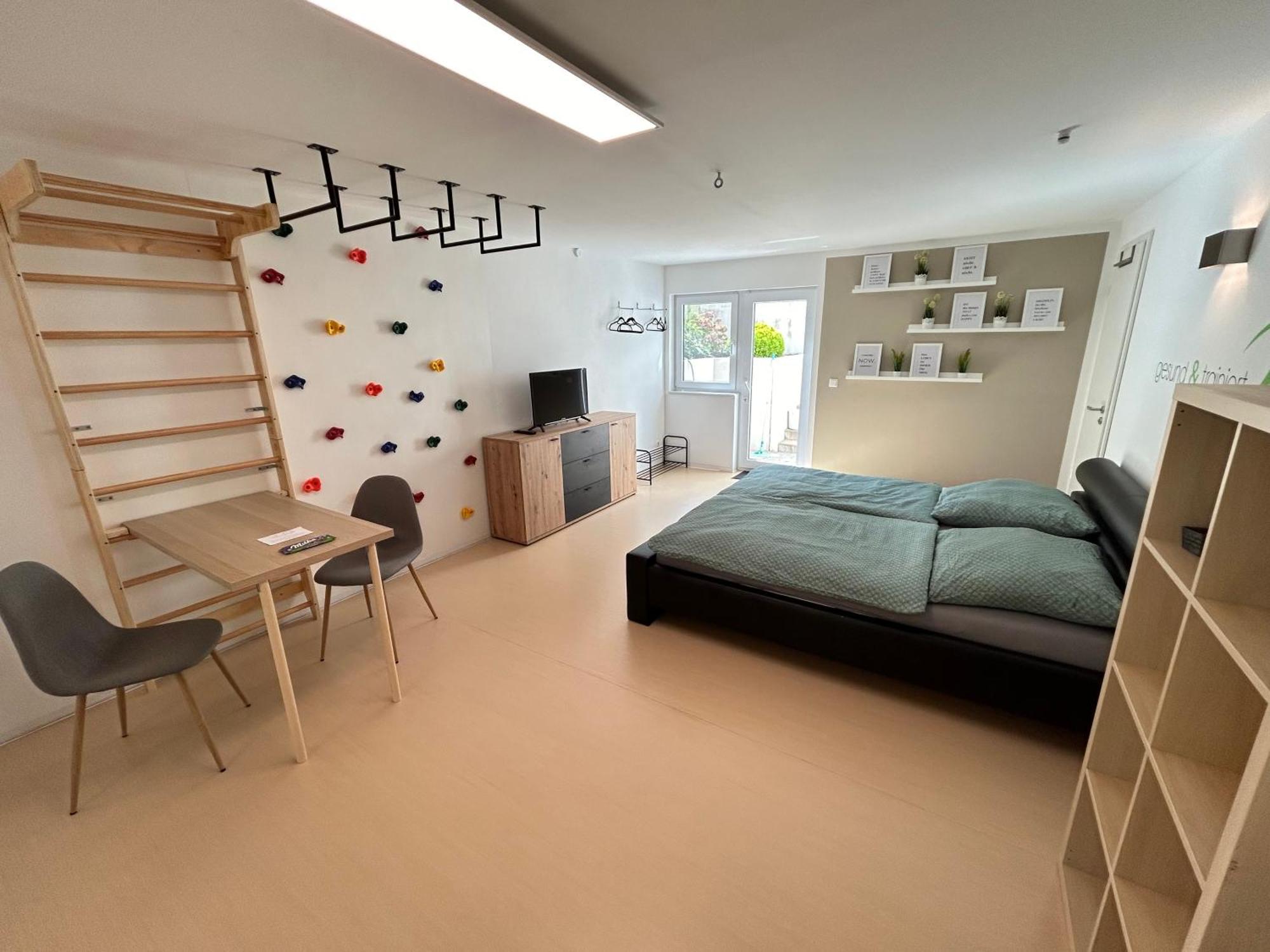 Inspirierendes Sport-Motto-Zimmer In Bad Friedrichshall Naehe Lidl Audi Exterior photo